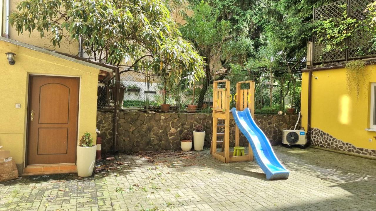 Spacious Apartment In City Center Bratislava Ngoại thất bức ảnh