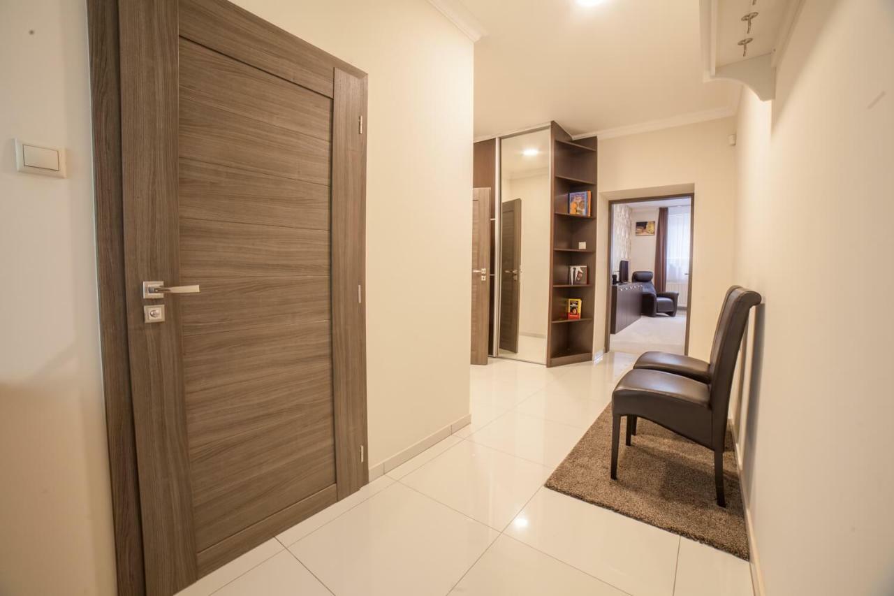 Spacious Apartment In City Center Bratislava Ngoại thất bức ảnh